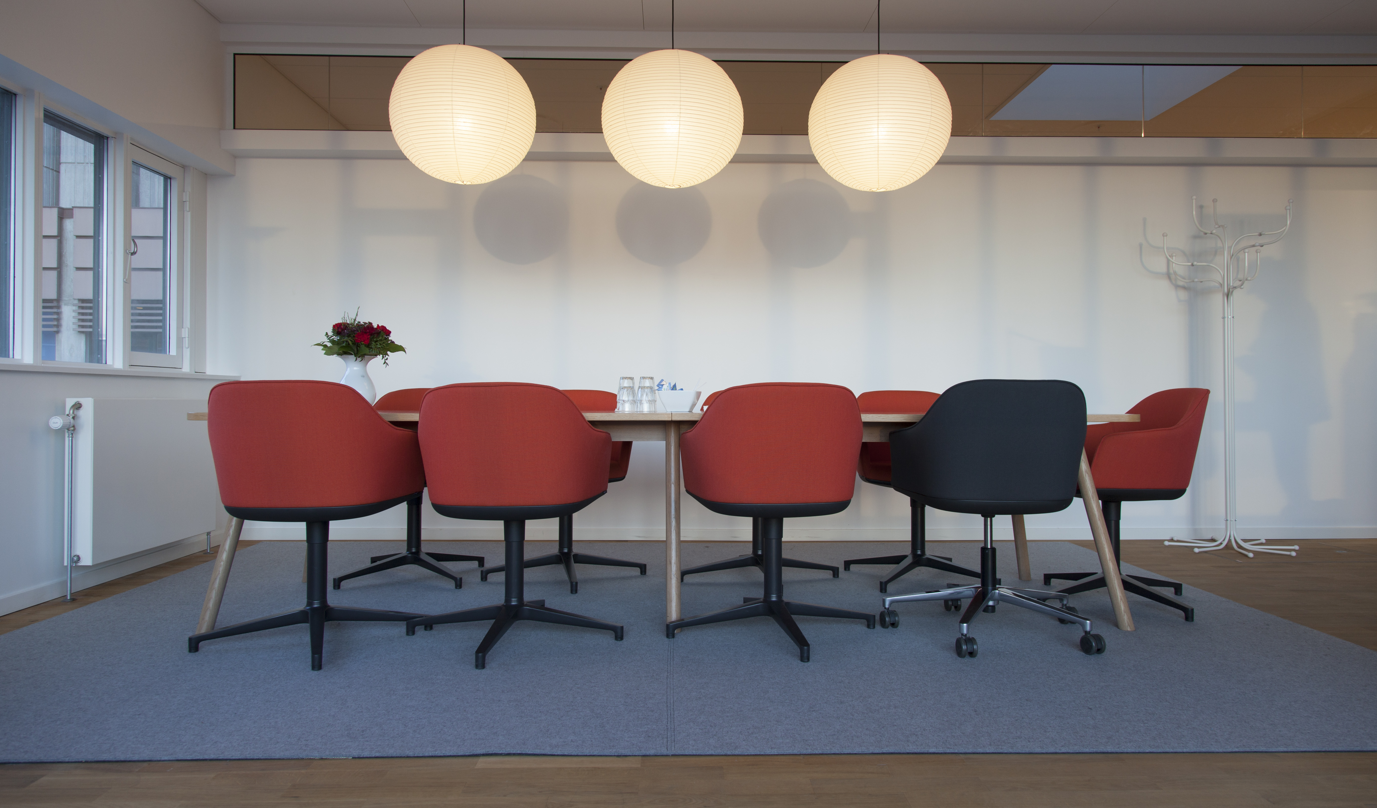 Panum instituttet, Fraster filt tæppe gråt